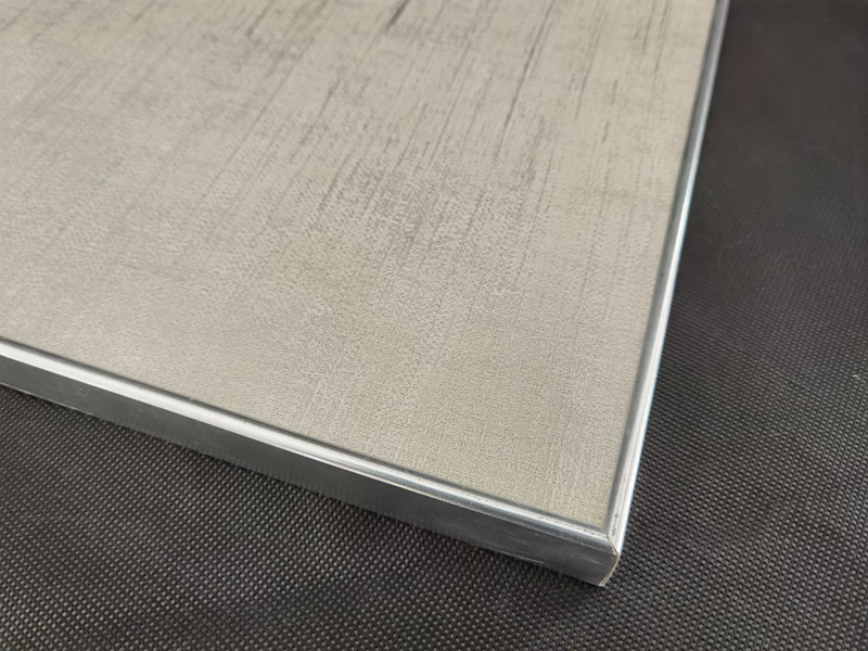 cfrt連續(xu)纖維增(zēng)強熱塑(sù)性複合(he)材料發(fa)展趨勢(shì)：開發新(xīn)的增強(qiang)基材提(tí)高強度(du)