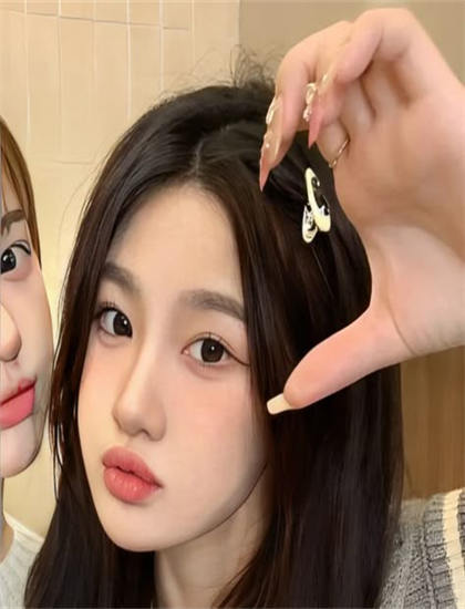 文化研究：第一夫人性秘密如何展现人物的性格塑造与成长轨迹 探索艺术与文化的互动关系